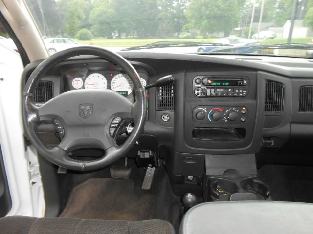 2003 Dodge Ram 2500 4dr 4WD EXT LS 4x4 SUV