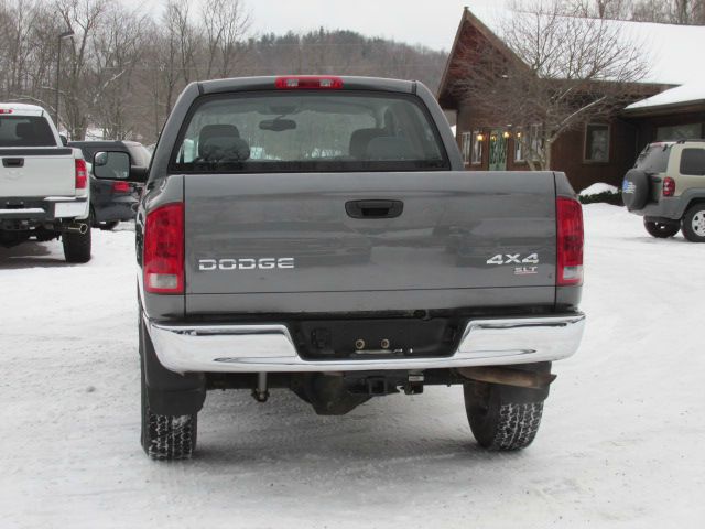 2004 Dodge Ram 2500 323i 4dr Sdn Sedan