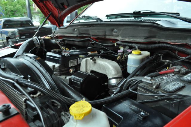 2004 Dodge Ram 2500 4d Wagon AWD