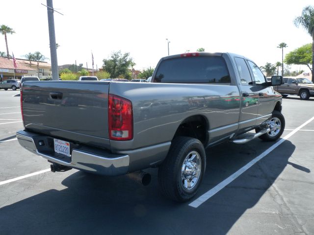 2004 Dodge Ram 2500 4dr 4WD EXT LS 4x4 SUV