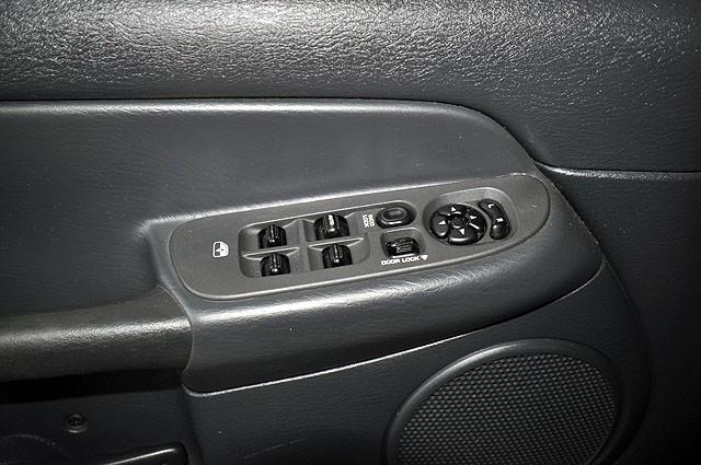 2004 Dodge Ram 2500 SLT