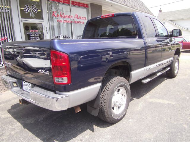 2004 Dodge Ram 2500 4dr 4WD EXT LS 4x4 SUV
