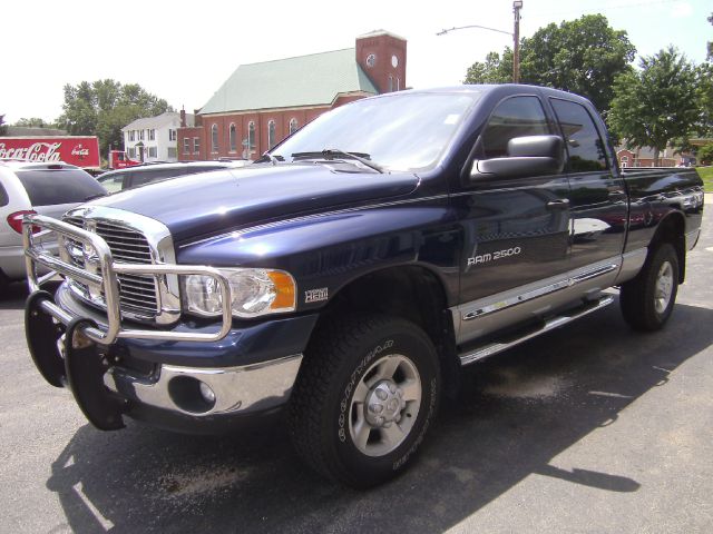 2004 Dodge Ram 2500 4dr 4WD EXT LS 4x4 SUV