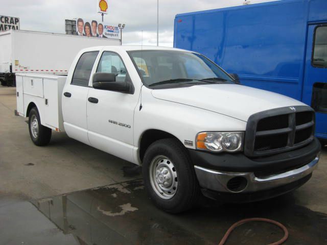 2005 Dodge Ram 2500 2WD Regular Cab 6.3 Ft Box ST