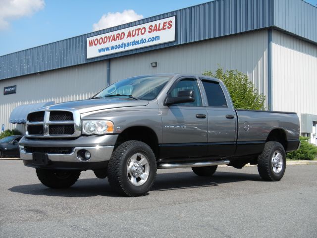2005 Dodge Ram 2500 4dr 4WD EXT LS 4x4 SUV