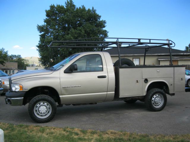 2005 Dodge Ram 2500 4WD 4dr AT