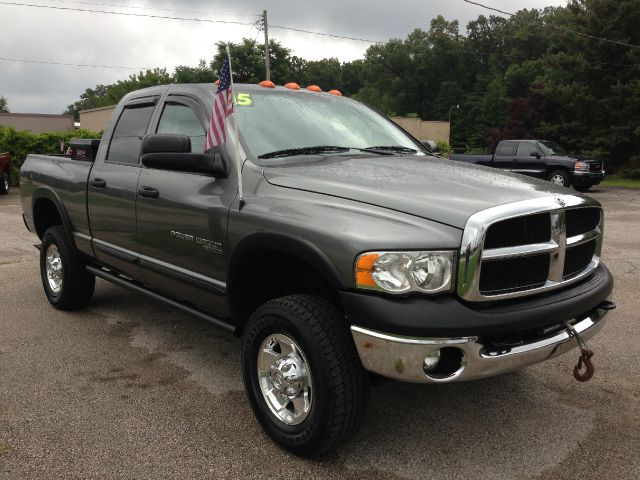 2005 Dodge Ram 2500 4dr 114 WB XLT 4WD