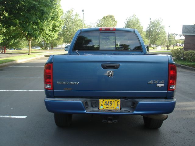 2005 Dodge Ram 2500 4dr 114 WB XLT 4WD