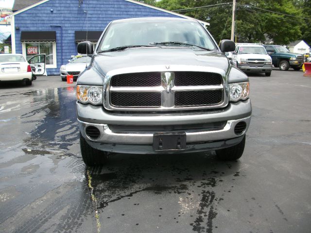 2005 Dodge Ram 2500 4dr 4WD EXT LS 4x4 SUV