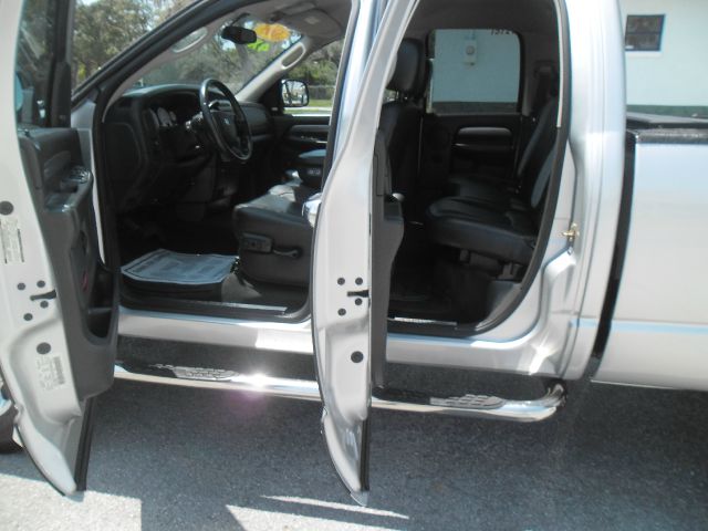 2005 Dodge Ram 2500 4dr 114 WB XLT 4WD