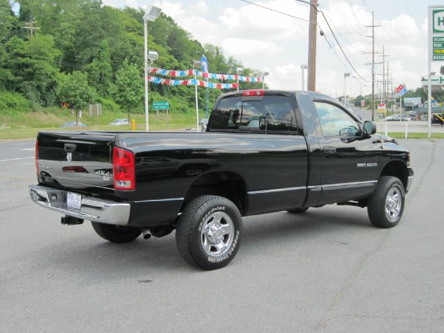 2005 Dodge Ram 2500 HD Reg. Cab 8-ft. Bed 2WD