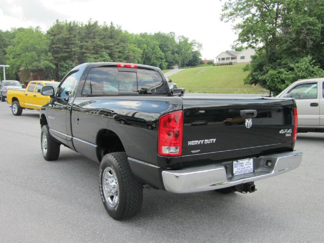 2005 Dodge Ram 2500 HD Reg. Cab 8-ft. Bed 2WD