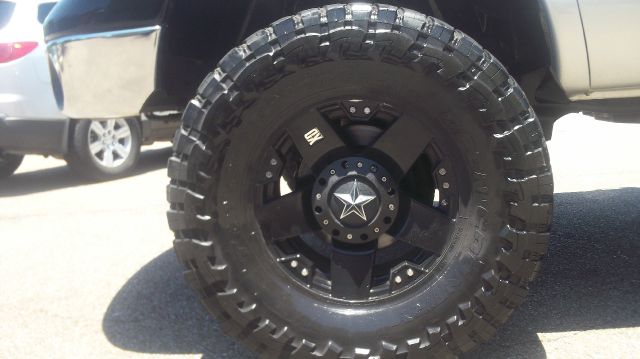 2005 Dodge Ram 2500 Ext WT