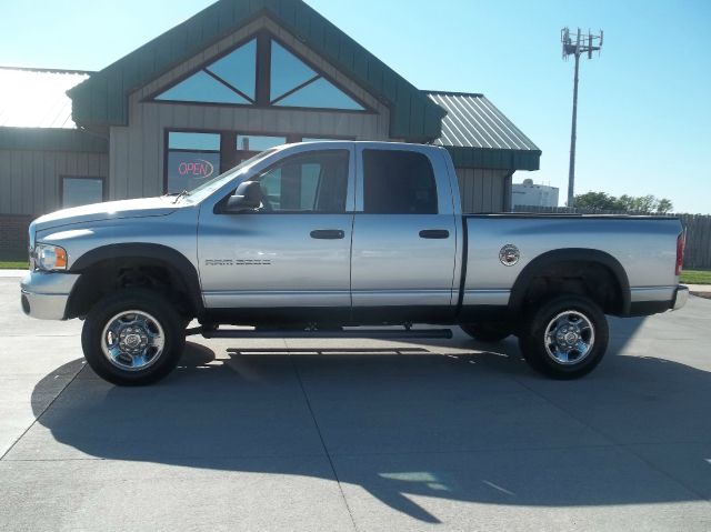 2005 Dodge Ram 2500 SLT