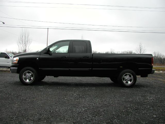 2006 Dodge Ram 2500 4dr 4WD EXT LS 4x4 SUV