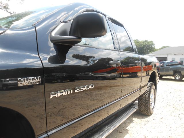 2006 Dodge Ram 2500 Class A Motorhome