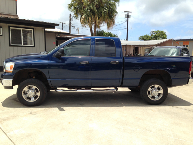 2006 Dodge Ram 2500 4dr 4WD EXT LS 4x4 SUV