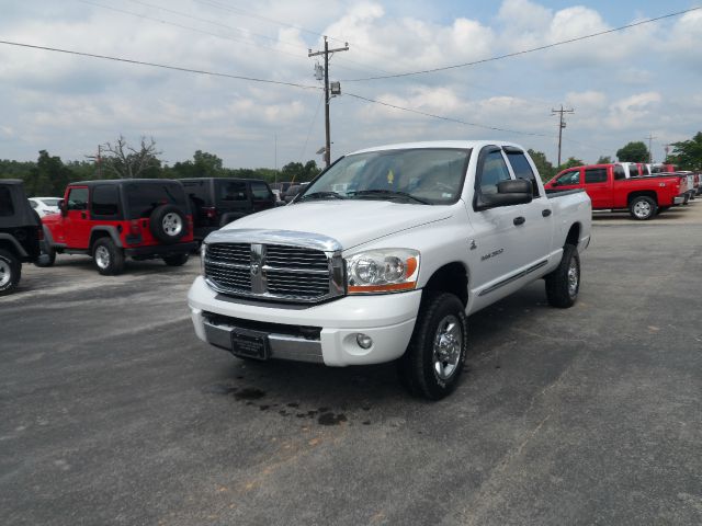 2006 Dodge Ram 2500 4d Wagon AWD