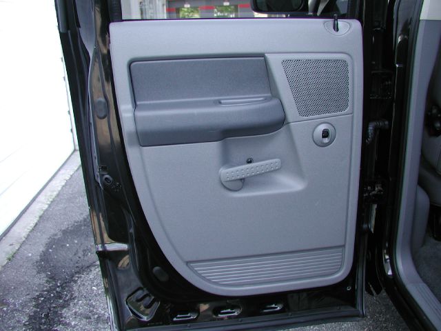 2006 Dodge Ram 2500 Collection Rogue