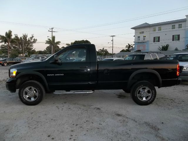 2006 Dodge Ram 2500 Wagon SE