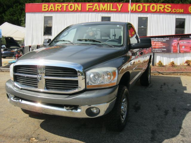 2006 Dodge Ram 2500 4-D Sedan