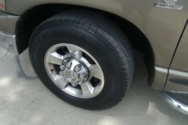 2006 Dodge Ram 2500 LS ES