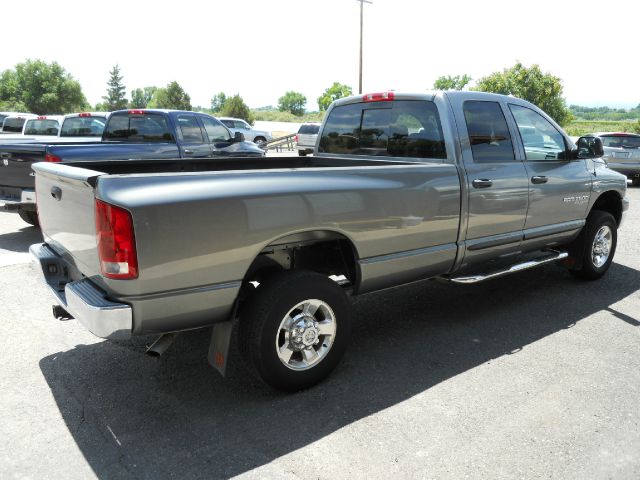 2006 Dodge Ram 2500 EX W/ Leather And DVD