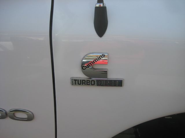 2006 Dodge Ram 2500 EX W/ Leather And DVD