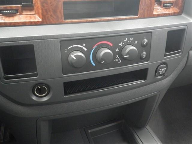 2006 Dodge Ram 2500 SLT