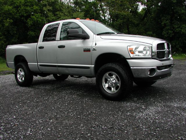 2007 Dodge Ram 2500 4d Wagon AWD