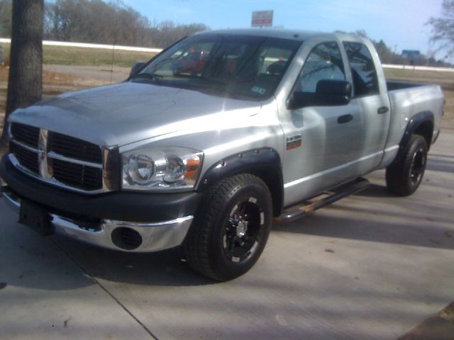2007 Dodge Ram 2500 4dr LX 4WD Auto