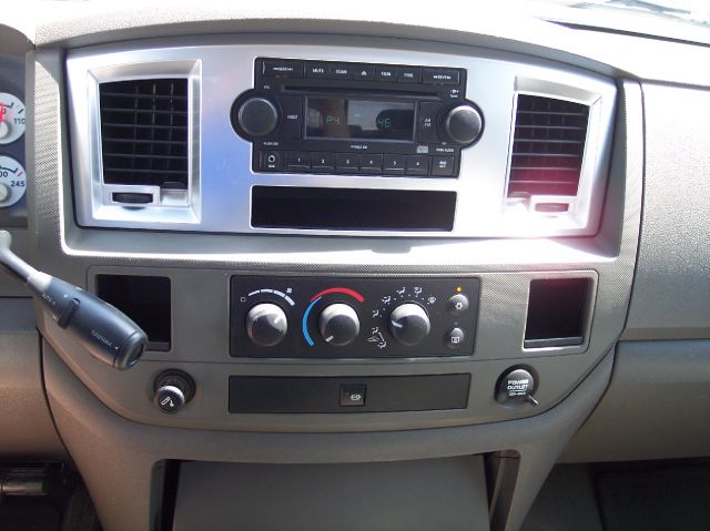 2007 Dodge Ram 2500 LS ES