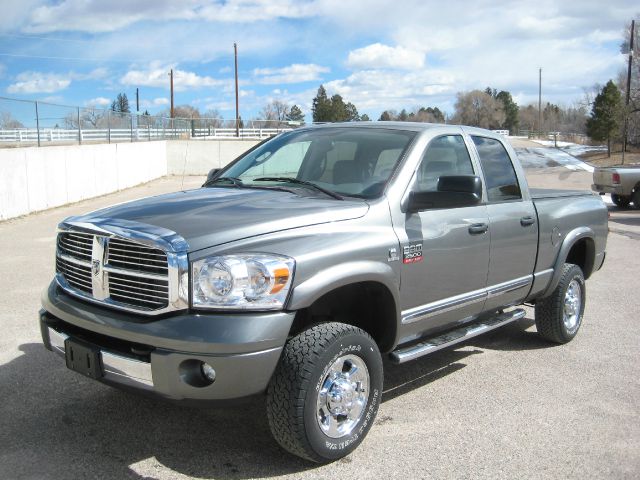 2008 Dodge Ram 2500 4d Wagon AWD