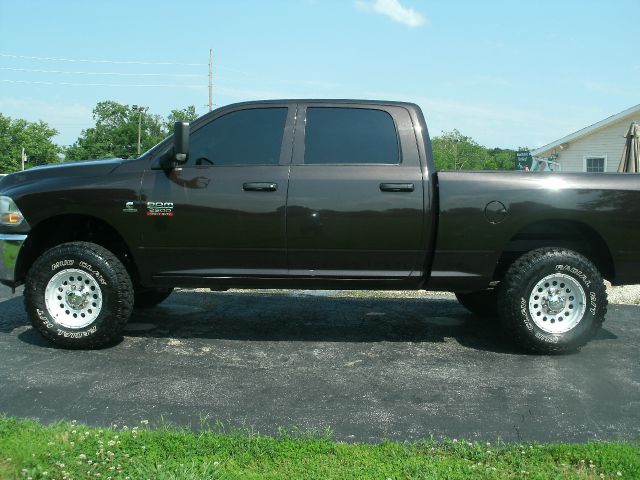 2010 Dodge Ram 2500 2dr HB Manual Hatchback