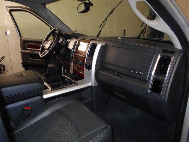 2010 Dodge Ram 2500 Ml350 With Navigation