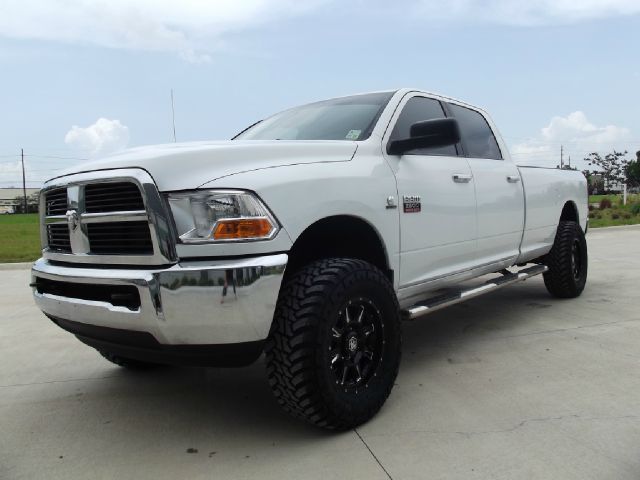 2010 Dodge Ram 2500 XLT 4X4 V8 5.4L