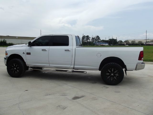2010 Dodge Ram 2500 XLT 4X4 V8 5.4L