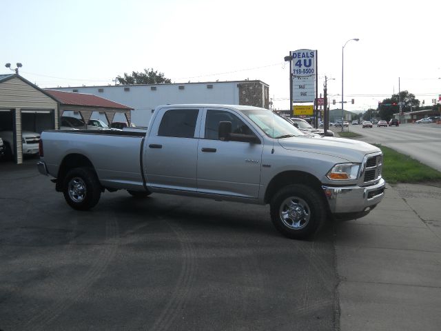 2011 Dodge Ram 2500 XLT 4X4 V8 5.4L
