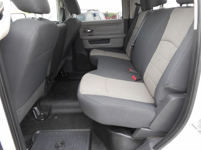 2011 Dodge Ram 2500 XLT 4X4 V8 5.4L