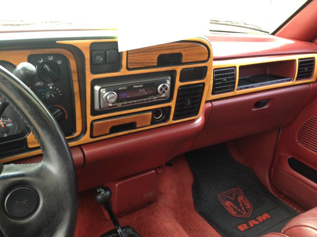 1995 Dodge Ram 3500 LE - Offroad Package