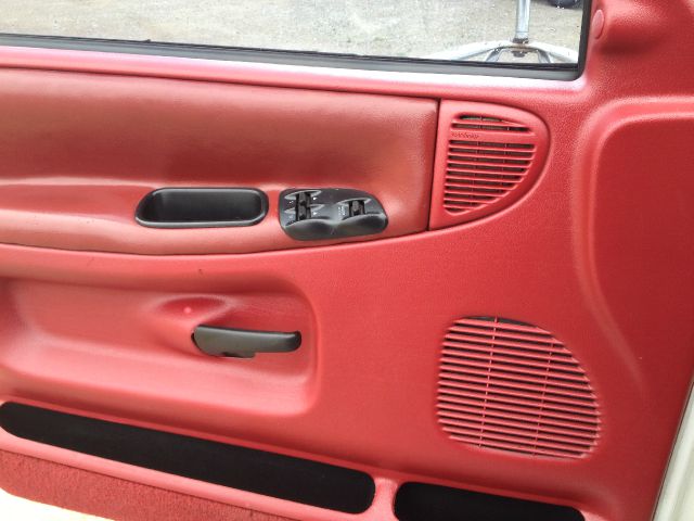 1995 Dodge Ram 3500 LE - Offroad Package