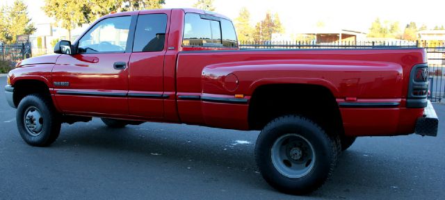 1998 Dodge Ram 3500 Quadcab SXT V/8 Automatic