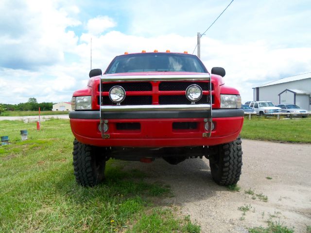 1998 Dodge Ram 3500 5dr Wgn Auto SE 2.0T Quattro