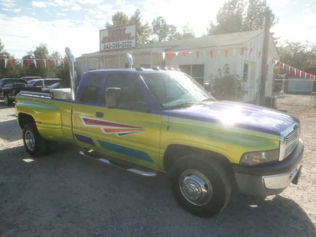 1999 Dodge Ram 3500 2WD Regular Cab 6.3 Ft Box ST