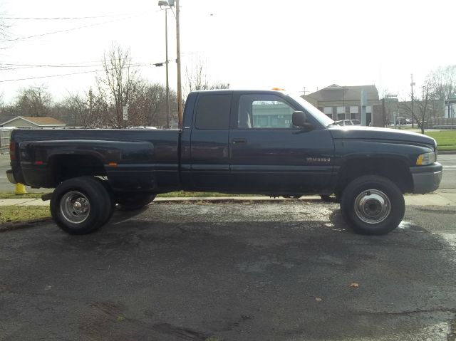 2000 Dodge Ram 3500 Z71 4X4 CREW CAB