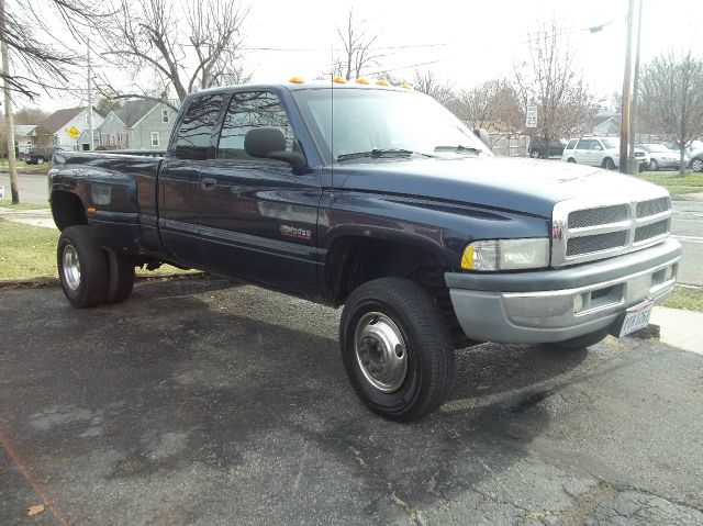 2000 Dodge Ram 3500 Z71 4X4 CREW CAB