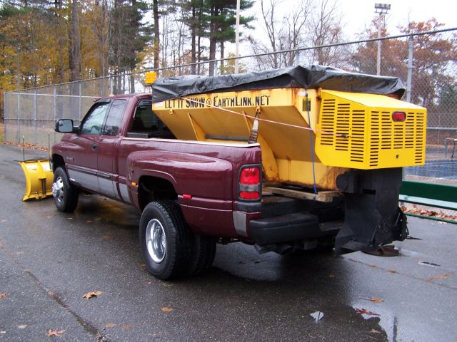 2001 Dodge Ram 3500 Laredo 2WD