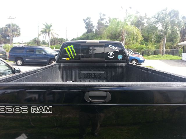 2001 Dodge Ram 3500 DVD NAV ROOF