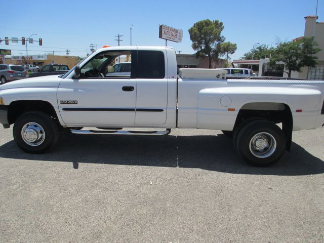 2001 Dodge Ram 3500 Z71 4X4 CREW CAB
