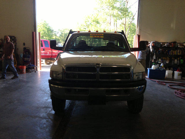 2002 Dodge Ram 3500 Wagon SE